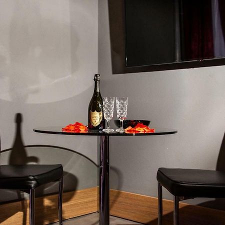 נאפולי Umberto I° Suite & Spa מראה חיצוני תמונה