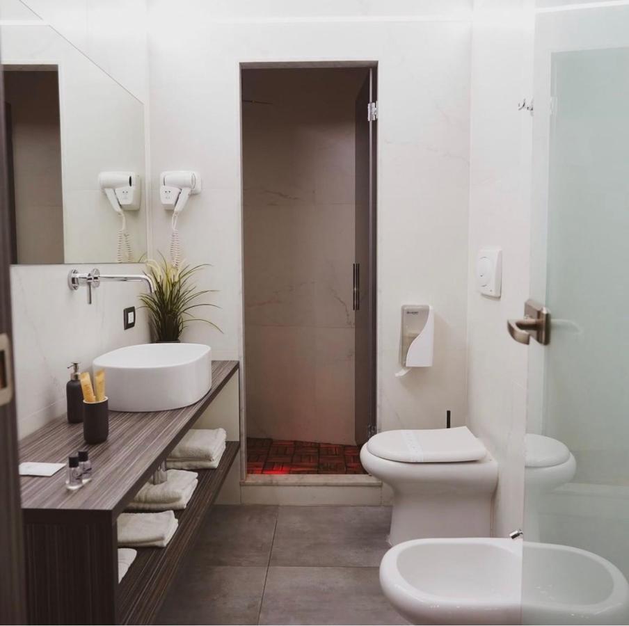 נאפולי Umberto I° Suite & Spa מראה חיצוני תמונה
