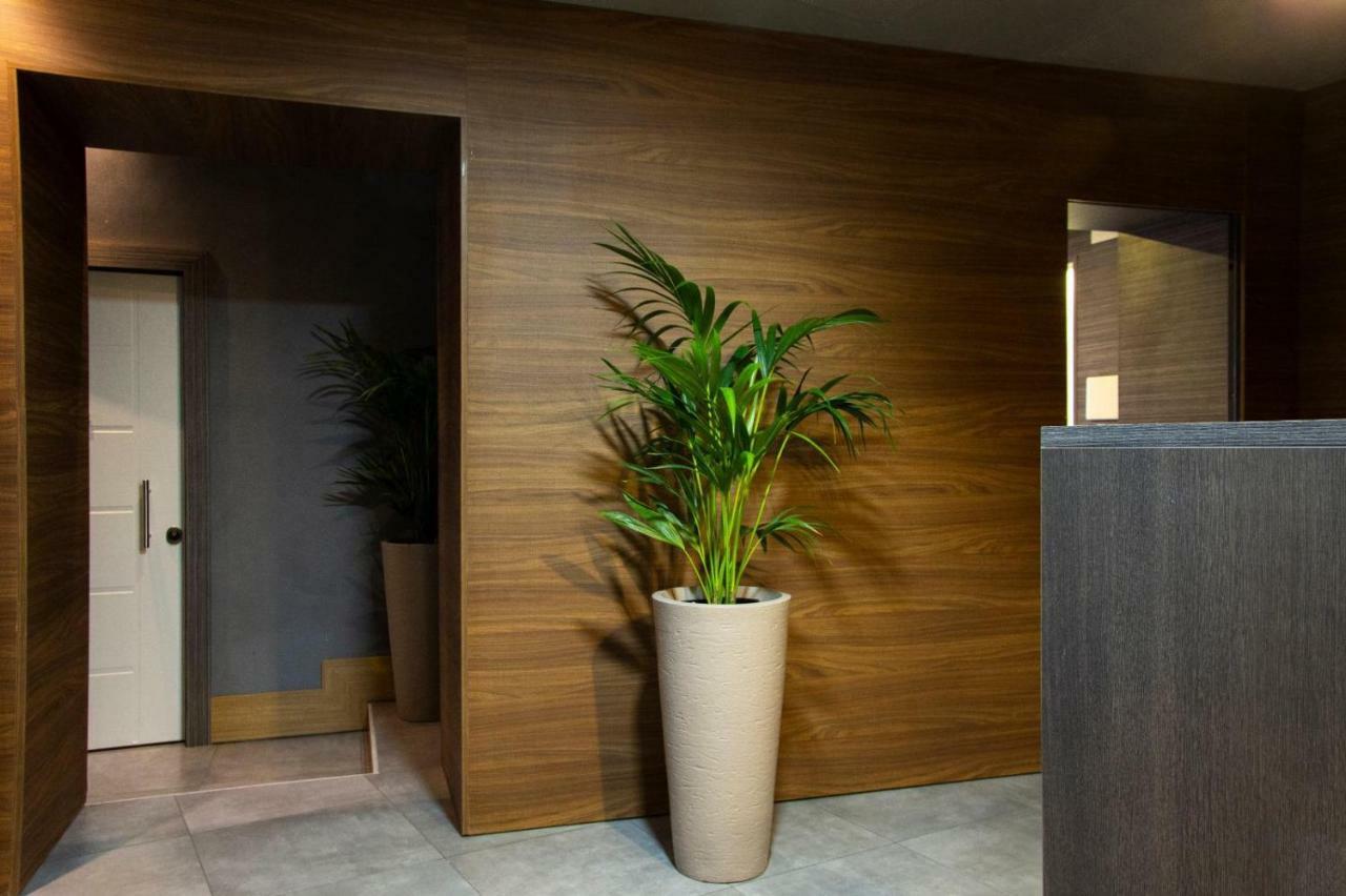 נאפולי Umberto I° Suite & Spa מראה חיצוני תמונה